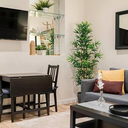 Victor Apartments Prado Мадрид Экстерьер фото