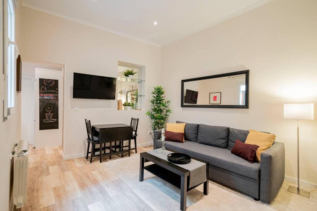 Victor Apartments Prado Мадрид Экстерьер фото
